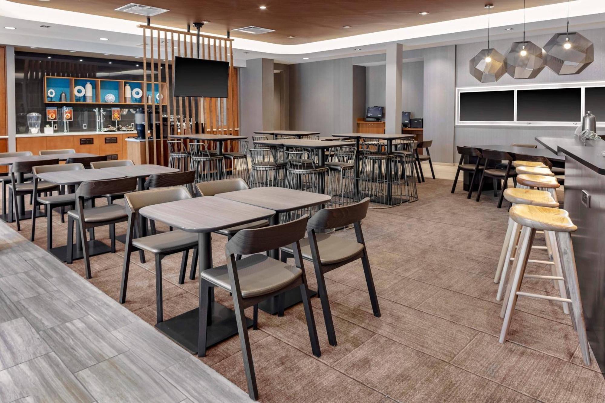 Springhill Suites By Marriott Kansas City Plaza מראה חיצוני תמונה