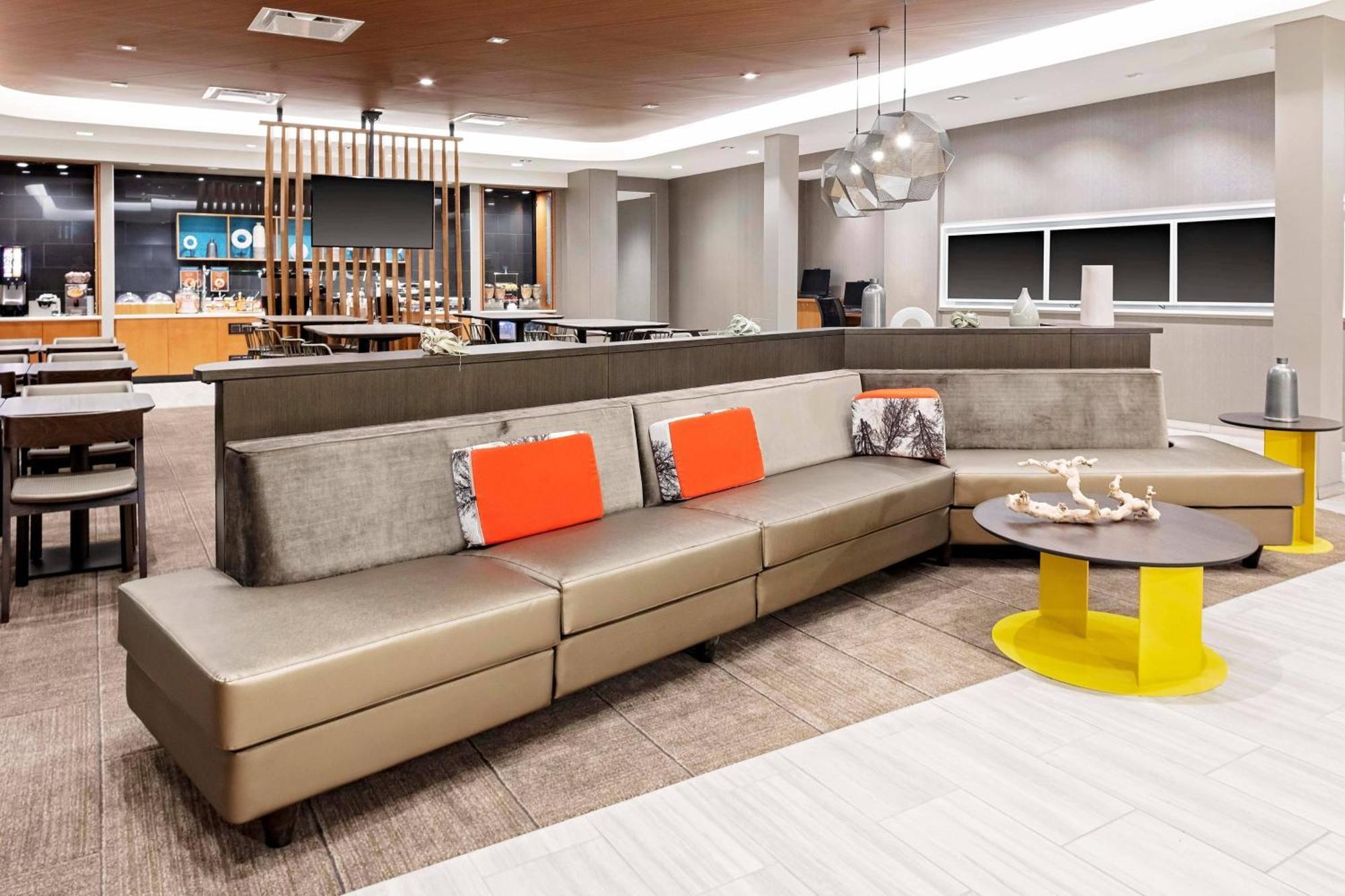 Springhill Suites By Marriott Kansas City Plaza מראה חיצוני תמונה